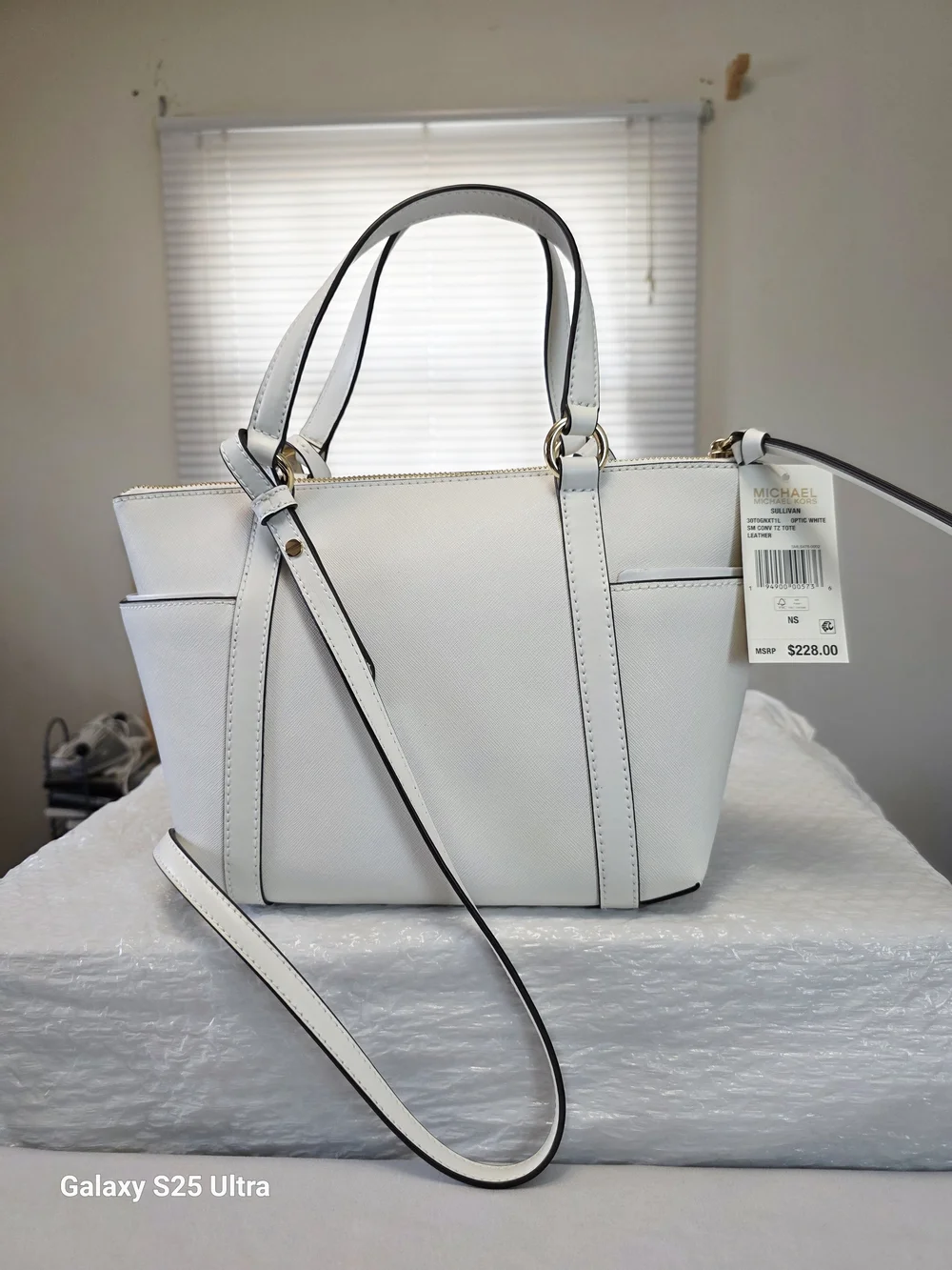 Michael Kors Sullivan Small Saffiano Leather Top-Zip Tote Bag In Optic White